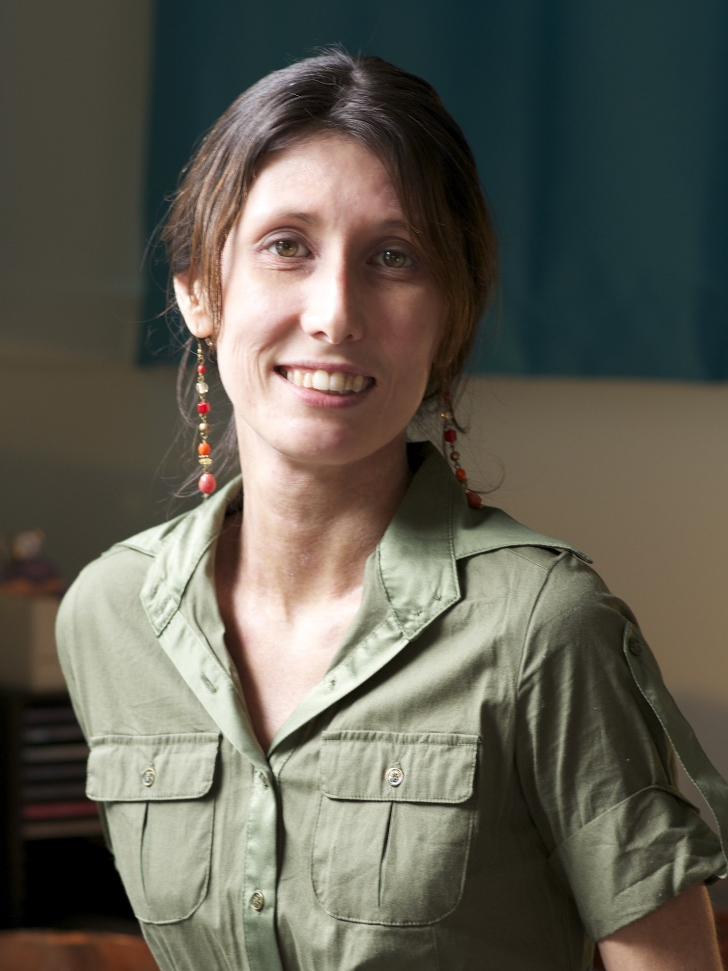 Leah Foley - medical intuitive, healer, coach and teacher-trainer